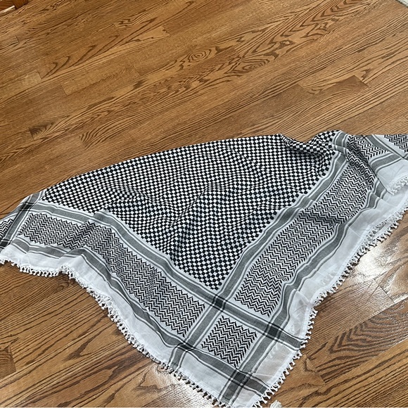 Scarf Palestine 🇵🇸 has new men and women - Picture 2 of 3